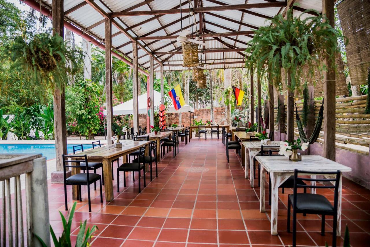 Hotel Restaurante Selva Negra Turbaco Екстер'єр фото
